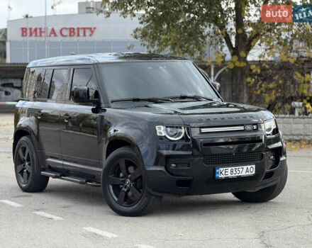 Черный Ленд Ровер Дефендер, объемом двигателя 2 л и пробегом 77 тыс. км за 76000 $, фото 7 на Automoto.ua