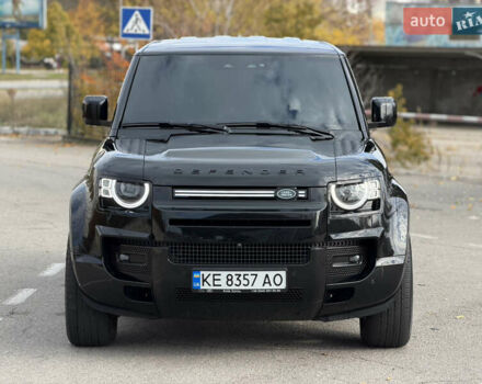 Черный Ленд Ровер Дефендер, объемом двигателя 2 л и пробегом 77 тыс. км за 76000 $, фото 6 на Automoto.ua