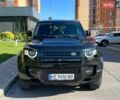 Чорний Ленд Ровер Дефендер, об'ємом двигуна 2 л та пробігом 154 тис. км за 44999 $, фото 1 на Automoto.ua