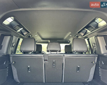 Чорний Ленд Ровер Дефендер, об'ємом двигуна 3 л та пробігом 89 тис. км за 68000 $, фото 59 на Automoto.ua