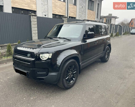Черный Ленд Ровер Дефендер, объемом двигателя 2 л и пробегом 106 тыс. км за 57000 $, фото 2 на Automoto.ua