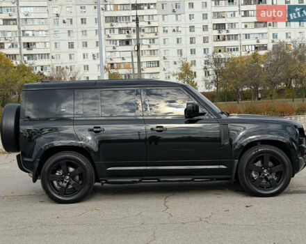 Черный Ленд Ровер Дефендер, объемом двигателя 2 л и пробегом 77 тыс. км за 76000 $, фото 11 на Automoto.ua