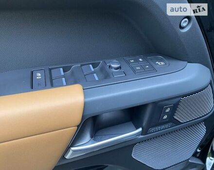 Черный Ленд Ровер Дефендер, объемом двигателя 3 л и пробегом 21 тыс. км за 84000 $, фото 18 на Automoto.ua