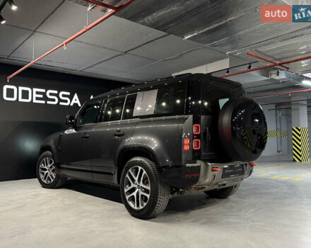 Черный Ленд Ровер Дефендер, объемом двигателя 3 л и пробегом 72 тыс. км за 83500 $, фото 5 на Automoto.ua