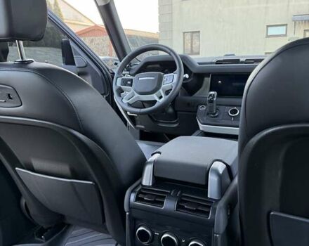 Черный Ленд Ровер Дефендер, объемом двигателя 3 л и пробегом 102 тыс. км за 88500 $, фото 48 на Automoto.ua