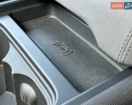 Чорний Ленд Ровер Дефендер, об'ємом двигуна 3 л та пробігом 89 тис. км за 68000 $, фото 32 на Automoto.ua