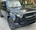 Чорний Ленд Ровер Дефендер, об'ємом двигуна 2 л та пробігом 107 тис. км за 54799 $, фото 1 на Automoto.ua