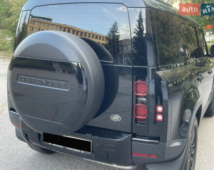 Чорний Ленд Ровер Дефендер, об'ємом двигуна 2 л та пробігом 107 тис. км за 54799 $, фото 23 на Automoto.ua