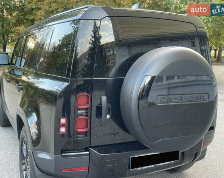 Чорний Ленд Ровер Дефендер, об'ємом двигуна 2 л та пробігом 107 тис. км за 54799 $, фото 21 на Automoto.ua