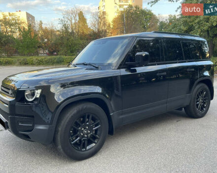 Чорний Ленд Ровер Дефендер, об'ємом двигуна 2 л та пробігом 107 тис. км за 54799 $, фото 8 на Automoto.ua