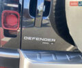Черный Ленд Ровер Дефендер, объемом двигателя 2 л и пробегом 112 тыс. км за 56000 $, фото 10 на Automoto.ua