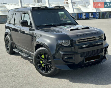 Чорний Ленд Ровер Дефендер, об'ємом двигуна 3 л та пробігом 89 тис. км за 68000 $, фото 3 на Automoto.ua