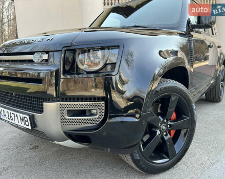 Чорний Ленд Ровер Дефендер, об'ємом двигуна 3 л та пробігом 72 тис. км за 83500 $, фото 3 на Automoto.ua