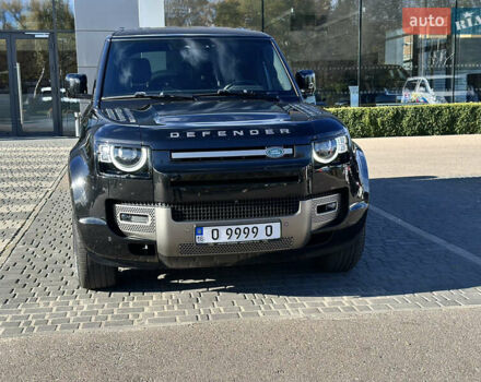 Чорний Ленд Ровер Дефендер, об'ємом двигуна 2 л та пробігом 47 тис. км за 75900 $, фото 1 на Automoto.ua