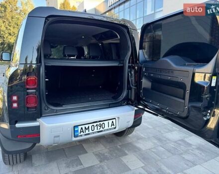 Чорний Ленд Ровер Дефендер, об'ємом двигуна 3 л та пробігом 68 тис. км за 64500 $, фото 12 на Automoto.ua