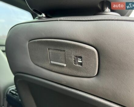 Чорний Ленд Ровер Дефендер, об'ємом двигуна 3 л та пробігом 105 тис. км за 73900 $, фото 28 на Automoto.ua