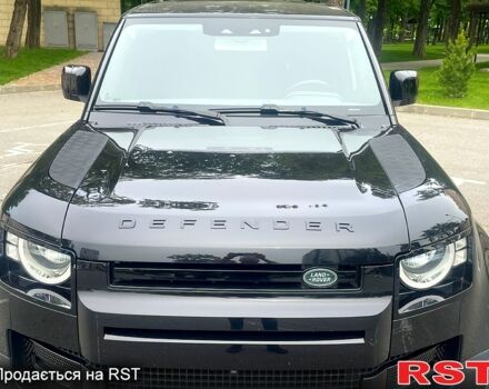 Чорний Ленд Ровер Дефендер, об'ємом двигуна 2 л та пробігом 96 тис. км за 56500 $, фото 1 на Automoto.ua