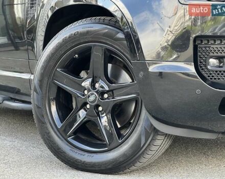 Черный Ленд Ровер Дефендер, объемом двигателя 3 л и пробегом 113 тыс. км за 66900 $, фото 4 на Automoto.ua