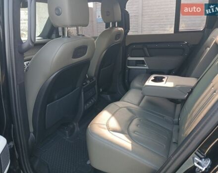 Чорний Ленд Ровер Дефендер, об'ємом двигуна 3 л та пробігом 99 тис. км за 59800 $, фото 17 на Automoto.ua
