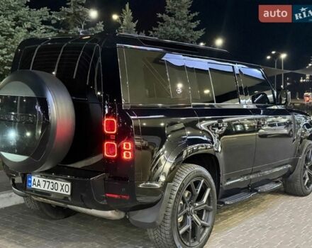 Чорний Ленд Ровер Дефендер, об'ємом двигуна 3 л та пробігом 99 тис. км за 59800 $, фото 2 на Automoto.ua