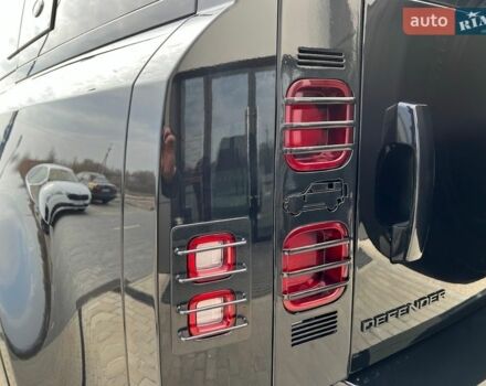 Чорний Ленд Ровер Дефендер, об'ємом двигуна 3 л та пробігом 105 тис. км за 73900 $, фото 36 на Automoto.ua