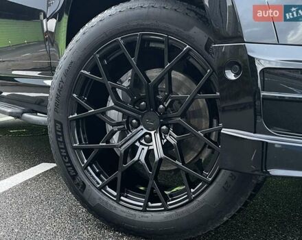 Черный Ленд Ровер Дефендер, объемом двигателя 3 л и пробегом 80 тыс. км за 84900 $, фото 8 на Automoto.ua