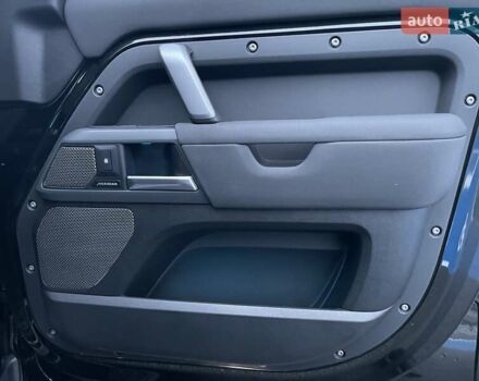 Черный Ленд Ровер Дефендер, объемом двигателя 3 л и пробегом 80 тыс. км за 84900 $, фото 33 на Automoto.ua