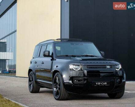 Черный Ленд Ровер Дефендер, объемом двигателя 3 л и пробегом 25 тыс. км за 99999 $, фото 1 на Automoto.ua