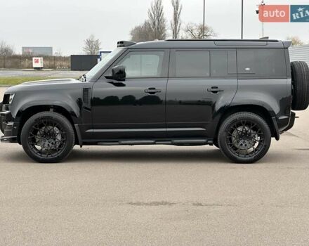 Черный Ленд Ровер Дефендер, объемом двигателя 3 л и пробегом 80 тыс. км за 84900 $, фото 3 на Automoto.ua