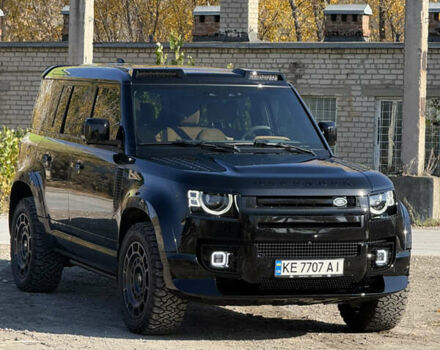 Черный Ленд Ровер Дефендер, объемом двигателя 5 л и пробегом 19 тыс. км за 138500 $, фото 3 на Automoto.ua