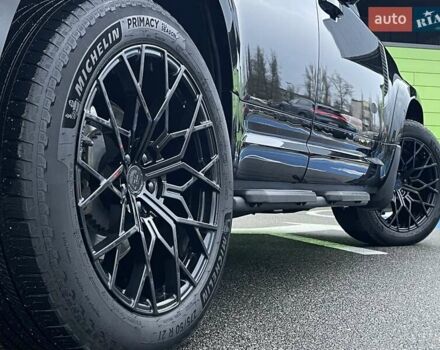 Черный Ленд Ровер Дефендер, объемом двигателя 3 л и пробегом 80 тыс. км за 84900 $, фото 13 на Automoto.ua