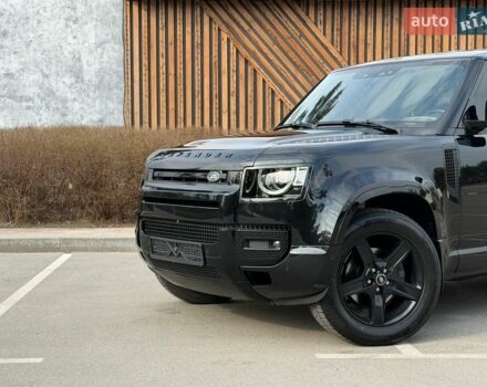 Черный Ленд Ровер Дефендер, объемом двигателя 3 л и пробегом 72 тыс. км за 75999 $, фото 45 на Automoto.ua