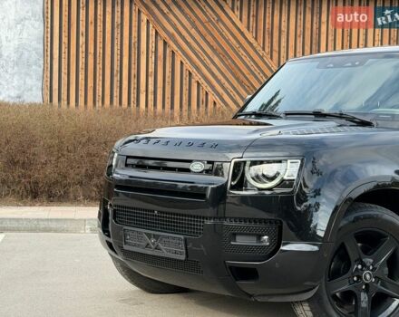Черный Ленд Ровер Дефендер, объемом двигателя 3 л и пробегом 72 тыс. км за 75999 $, фото 46 на Automoto.ua