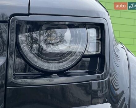 Черный Ленд Ровер Дефендер, объемом двигателя 3 л и пробегом 80 тыс. км за 84900 $, фото 5 на Automoto.ua