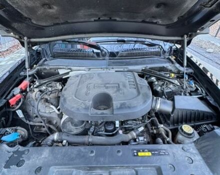 Чорний Ленд Ровер Дефендер, об'ємом двигуна 3 л та пробігом 110 тис. км за 62000 $, фото 18 на Automoto.ua