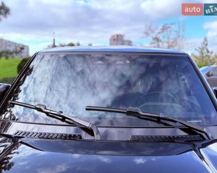 Черный Ленд Ровер Дефендер, объемом двигателя 3 л и пробегом 70 тыс. км за 75000 $, фото 8 на Automoto.ua