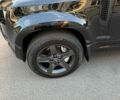 Чорний Ленд Ровер Дефендер, об'ємом двигуна 3 л та пробігом 108 тис. км за 75000 $, фото 4 на Automoto.ua