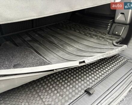 Черный Ленд Ровер Дефендер, объемом двигателя 3 л и пробегом 1 тыс. км за 125222 $, фото 13 на Automoto.ua