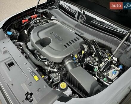 Чорний Ленд Ровер Дефендер, об'ємом двигуна 3 л та пробігом 14 тис. км за 112500 $, фото 33 на Automoto.ua