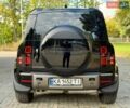 Чорний Ленд Ровер Дефендер, об'ємом двигуна 3 л та пробігом 38 тис. км за 83900 $, фото 15 на Automoto.ua
