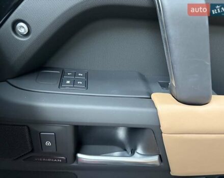 Черный Ленд Ровер Дефендер, объемом двигателя 3 л и пробегом 1 тыс. км за 125222 $, фото 46 на Automoto.ua