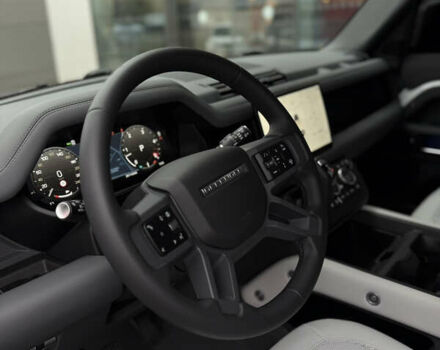 Чорний Ленд Ровер Дефендер, об'ємом двигуна 3 л та пробігом 18 тис. км за 109000 $, фото 22 на Automoto.ua