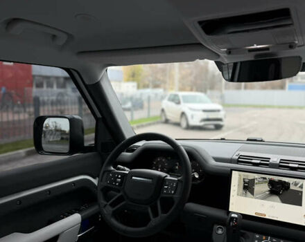 Чорний Ленд Ровер Дефендер, об'ємом двигуна 3 л та пробігом 18 тис. км за 109000 $, фото 30 на Automoto.ua