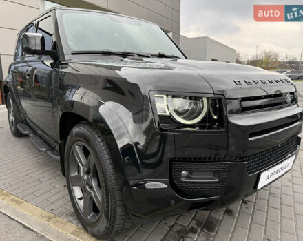 Черный Ленд Ровер Дефендер, объемом двигателя 3 л и пробегом 21 тыс. км за 87000 $, фото 9 на Automoto.ua