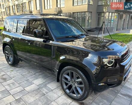 Ленд Ровер Дефендер 2024 у Києві на Automoto.ua Чорний Ленд Ровер Дефендер, об'ємом двигуна 3 л та пробігом 15 тис. км за 111000 $, фото 5 на Automoto.ua