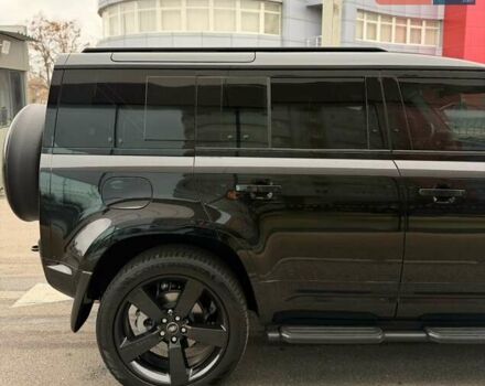 Чорний Ленд Ровер Дефендер, об'ємом двигуна 3 л та пробігом 18 тис. км за 109000 $, фото 13 на Automoto.ua