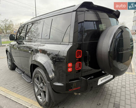 Черный Ленд Ровер Дефендер, объемом двигателя 3 л и пробегом 21 тыс. км за 87000 $, фото 11 на Automoto.ua