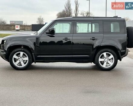 Чорний Ленд Ровер Дефендер, об'ємом двигуна 3 л та пробігом 14 тис. км за 112500 $, фото 3 на Automoto.ua