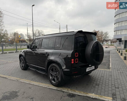 Черный Ленд Ровер Дефендер, объемом двигателя 3 л и пробегом 21 тыс. км за 87000 $, фото 6 на Automoto.ua