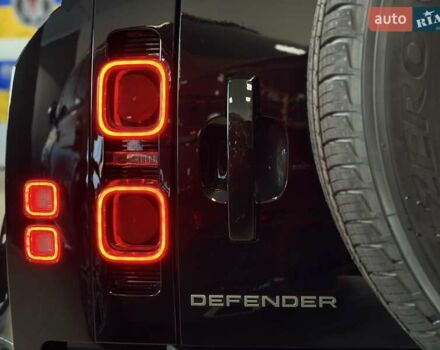 Чорний Ленд Ровер Дефендер, об'ємом двигуна 3 л та пробігом 7 тис. км за 102500 $, фото 26 на Automoto.ua